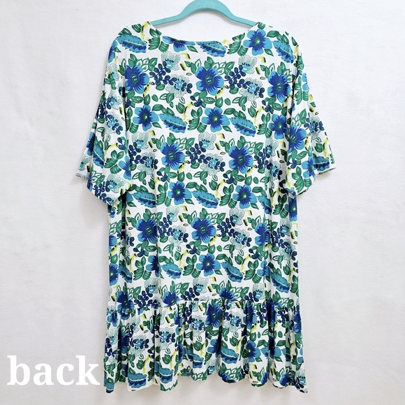 Floral Top with Peplum Style Ruffle, Blues and Greens, Size 18 - 20 - Picture 2 of 14